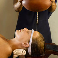 Ayurveda Stirnguss